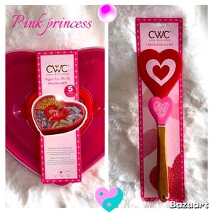 2 Piece Set Heart Snack Dessert Candy Container & Heart Spatula Set - NWTS daily